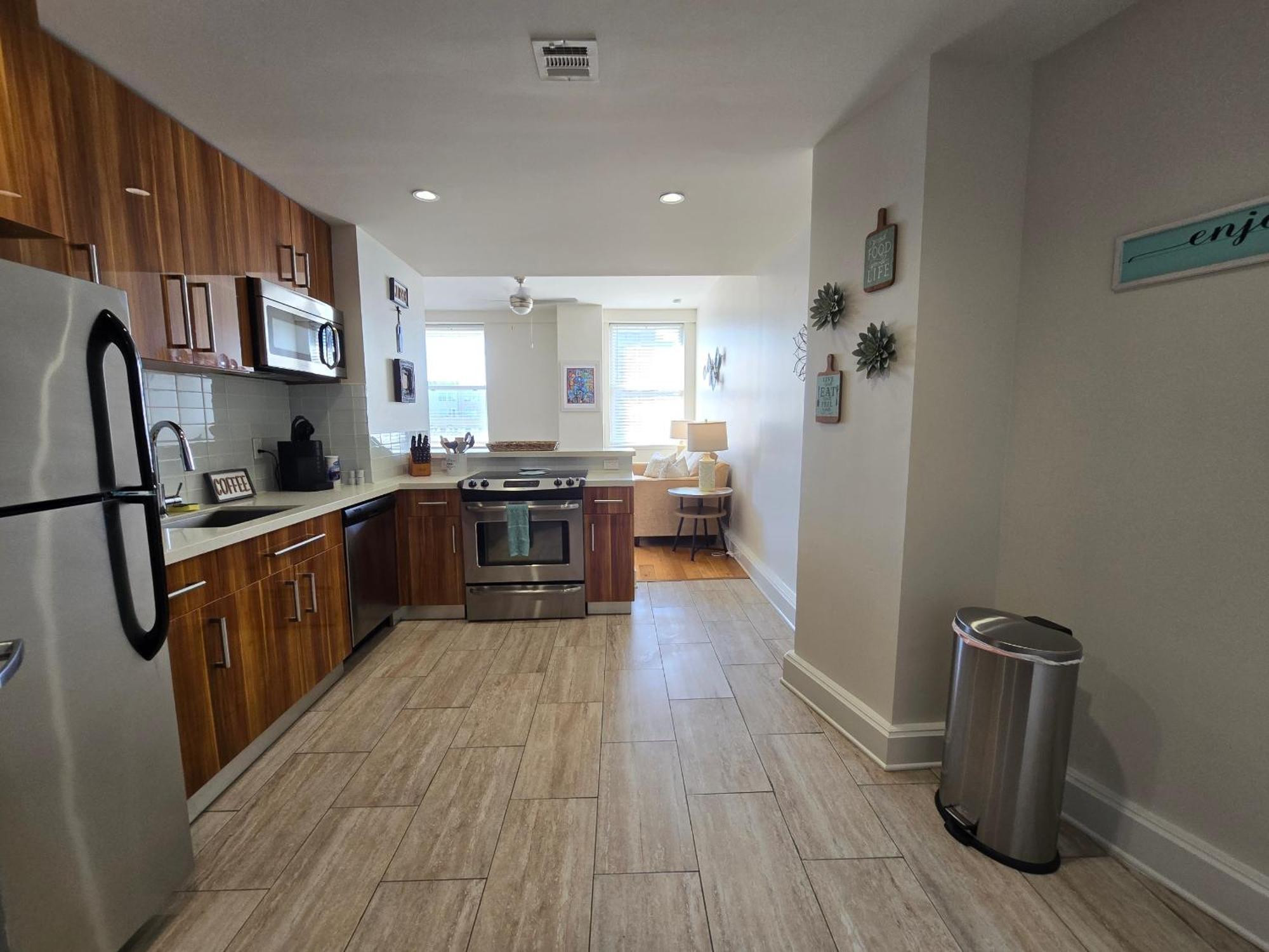 Amazing Condos Beautiful View 2 Blocks To French Quarter, Small Rooftop Pool, Gym, Seanger Theater, Super Dome, And Bourbon St Nueva Orleans Habitación foto