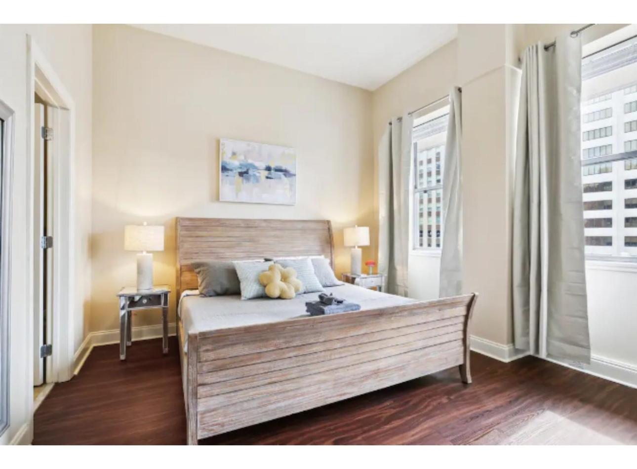 Amazing Condos Beautiful View 2 Blocks To French Quarter, Small Rooftop Pool, Gym, Seanger Theater, Super Dome, And Bourbon St Nueva Orleans Exterior foto